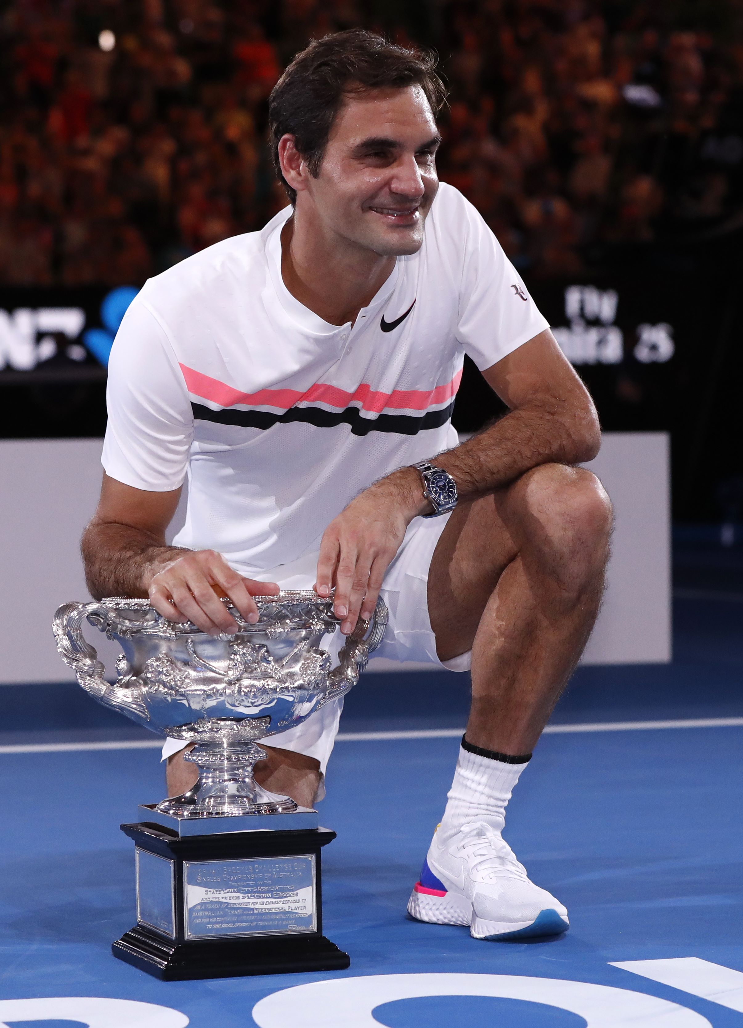 德国网球队绝杀英国网球队，费德勒送出助攻