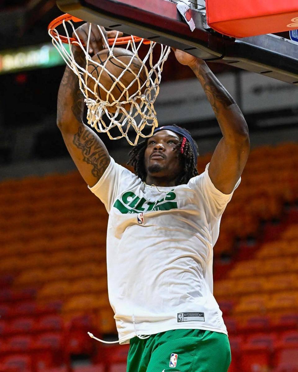 开云体育平台APP-关于凯尔特人B队逆转希腊男篮，拉塞尔三分雨点燃全场的信息