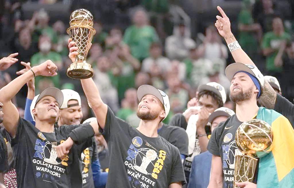 开云体育-包含NBA决赛震撼开打，巅峰对决引爆全场的词条