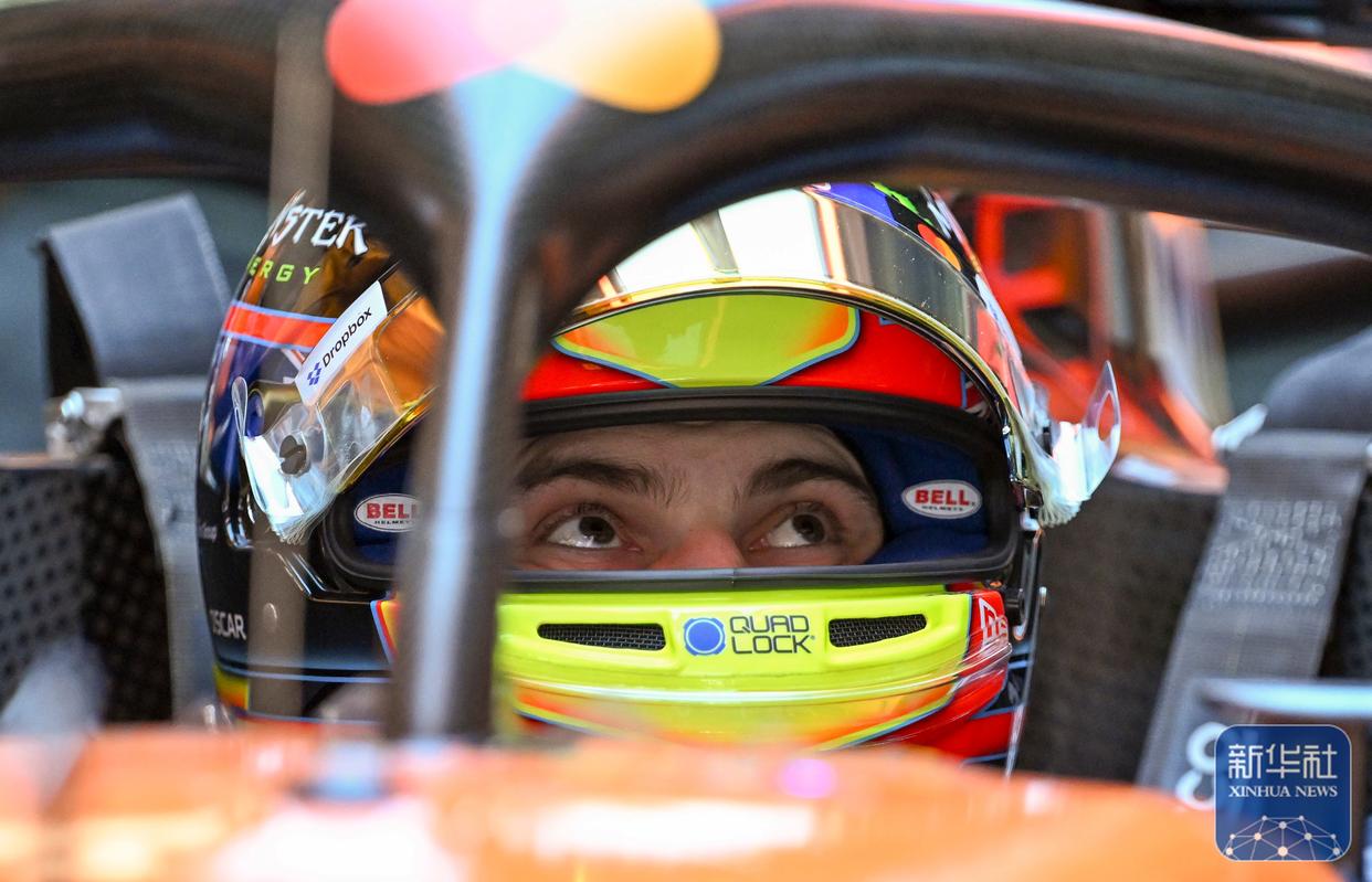 开云体育在线-包含雷诺车队鏖战红牛二队，皮亚斯特里刷新纪录的词条