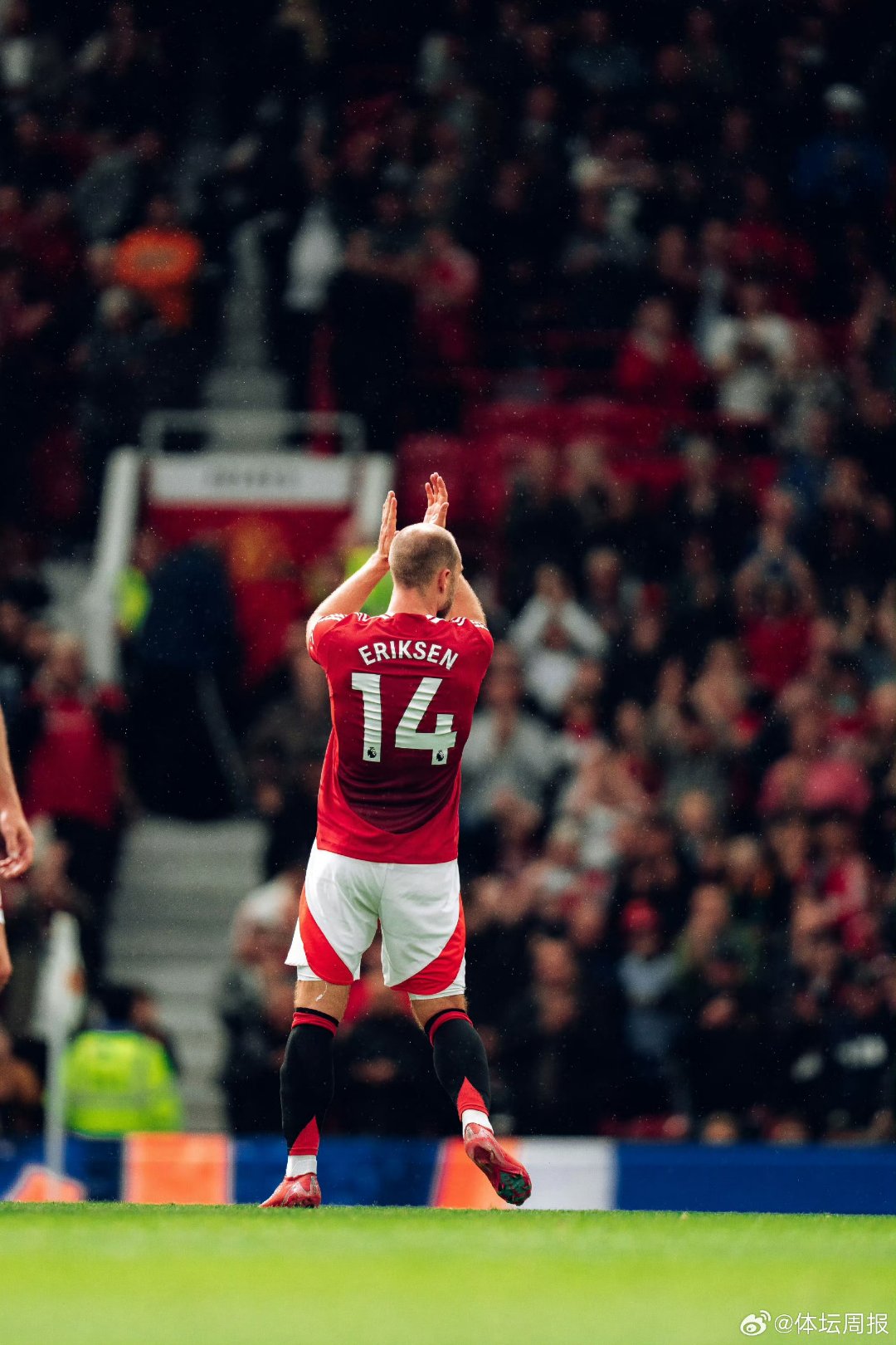 曼城门将神勇扑救,关键时刻救球 曼城门将神勇扑救,关键时刻救球