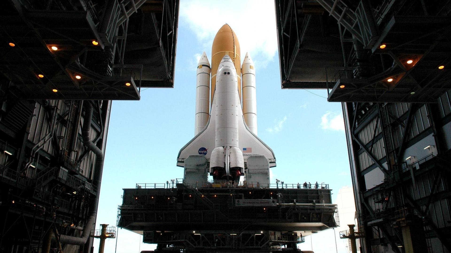 开云体育中国-刹车点，当F1街道赛的弯道哲学，遇见詹姆斯在防守端的终极封锁