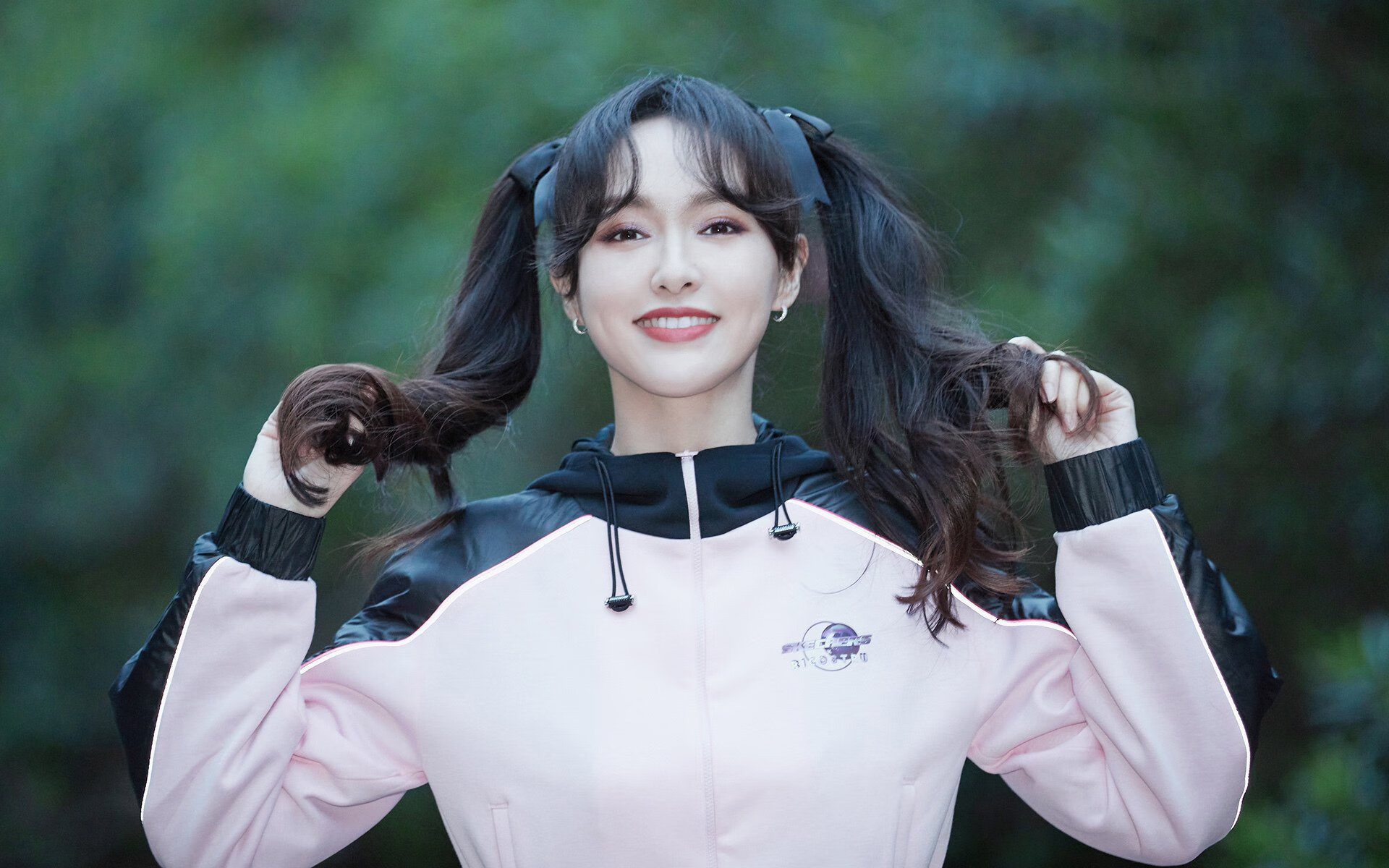 开云体育-NBA淘汰赛双子星，莫兰特燃爆全场，尼克斯攻克奇才背后的篮球哲学